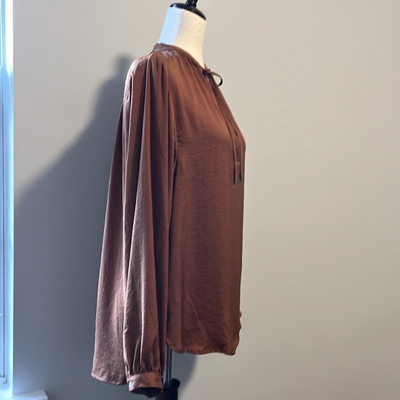 H&M Blouse - Picture 4 of 7